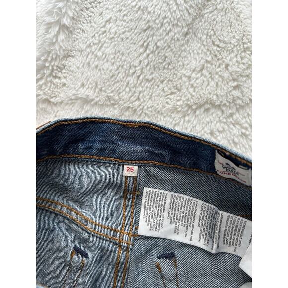 Levis Womens Jeans 25 White Oak Cone Denim Button Fly Raw Hem - Picture 5 of 7